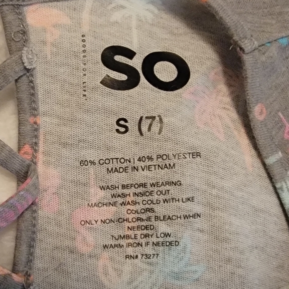 Bundle of girls short sleeve shirts - Picture 4 of 11